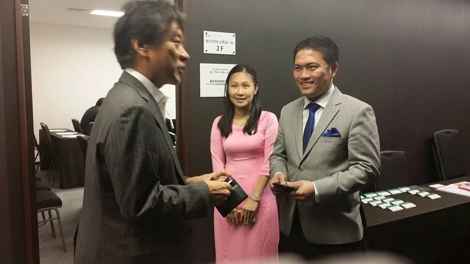 成果報酬型